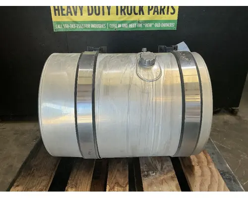 MACK CXU613 Fuel Tank