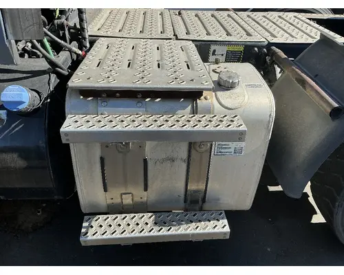 MACK CXU613 Fuel Tank