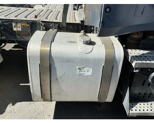 MACK CXU613 Fuel Tank