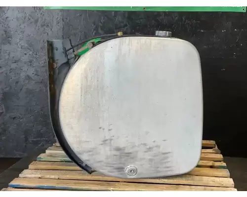 MACK CXU613 Fuel Tank