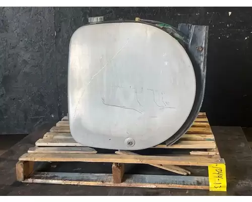 MACK CXU613 Fuel Tank