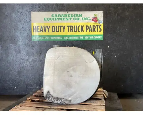 MACK CXU613 Fuel Tank