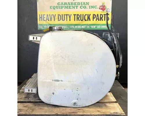 MACK CXU613 Fuel Tank