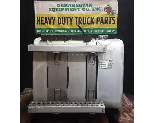 MACK CXU613 Fuel Tank
