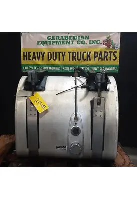 MACK CXU613 Fuel Tank