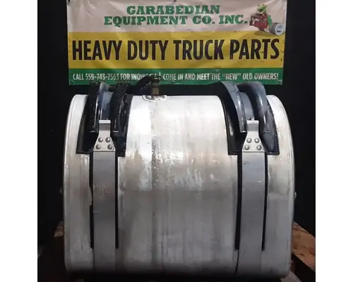 MACK CXU613 Fuel Tank