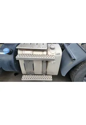 MACK CXU613 Fuel Tank