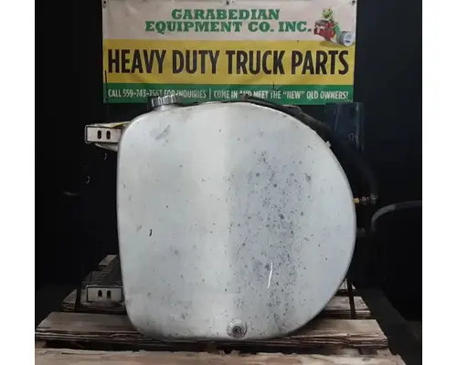 MACK CXU613 Fuel Tank
