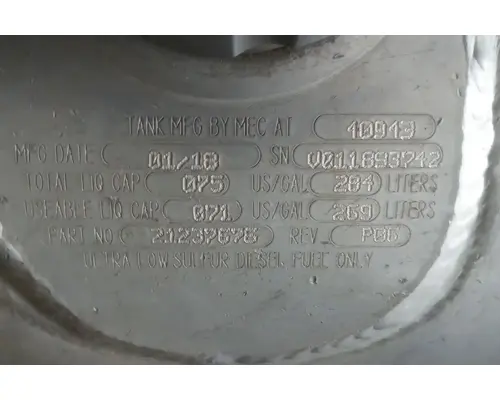 MACK CXU613 Fuel Tank