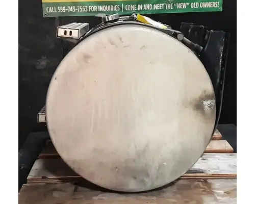 MACK CXU613 Fuel Tank