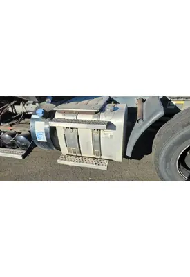 MACK CXU613 Fuel Tank