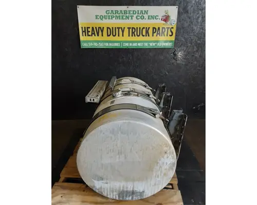 MACK CXU613 Fuel Tank