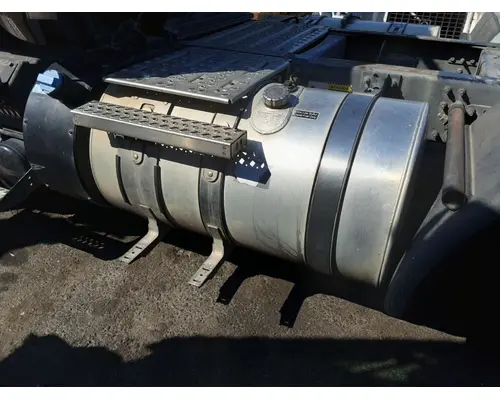 MACK CXU613 Fuel Tank
