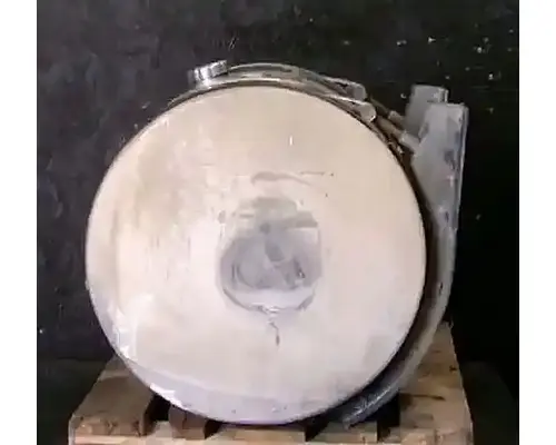 MACK CXU613 Fuel Tank