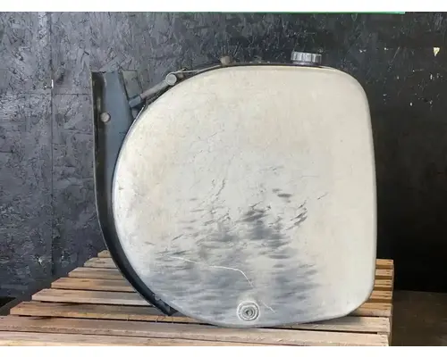 MACK CXU613 Fuel Tank