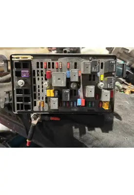 MACK CXU613 Fuse Box