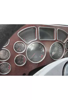 MACK CXU613 GAUGE CLUSTER