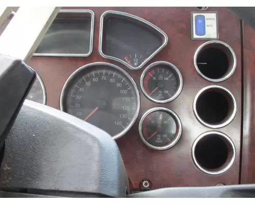 MACK CXU613 GAUGE CLUSTER