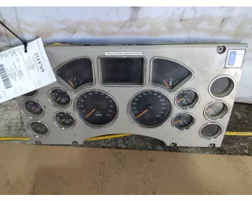 MACK CXU613 GAUGE CLUSTER