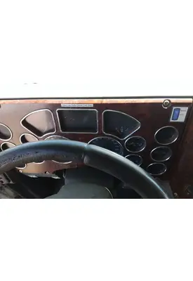 MACK CXU613 GAUGE CLUSTER
