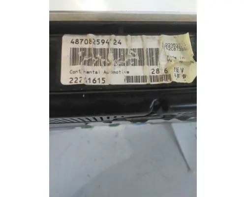 MACK CXU613 GAUGE CLUSTER