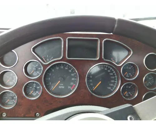 MACK CXU613 GAUGE CLUSTER