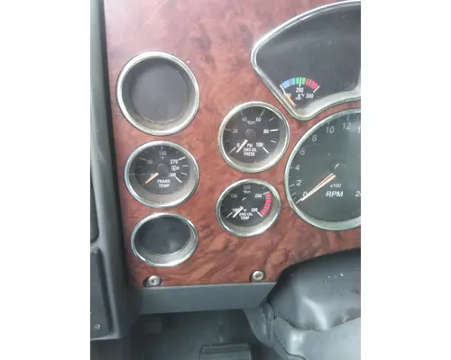 MACK CXU613 GAUGE CLUSTER