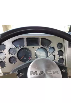 MACK CXU613 GAUGE CLUSTER