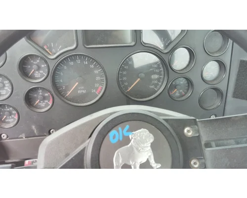 MACK CXU613 GAUGE CLUSTER