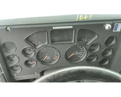 MACK CXU613 GAUGE CLUSTER
