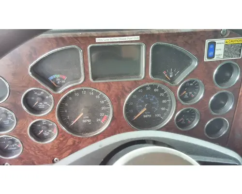 MACK CXU613 GAUGE CLUSTER