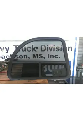 MACK CXU613 GLASS, BACK