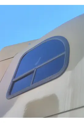 MACK CXU613 GLASS, SLEEPER