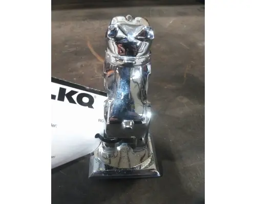 MACK CXU613 HOOD ORNAMENT