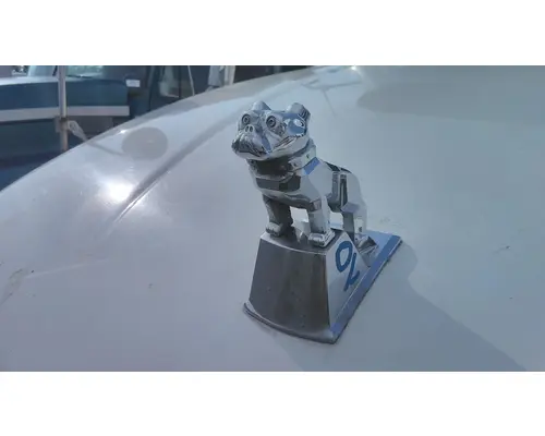 MACK CXU613 HOOD ORNAMENT