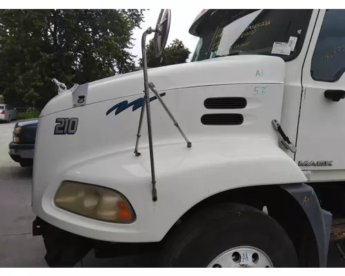 MACK CXU613 HOOD