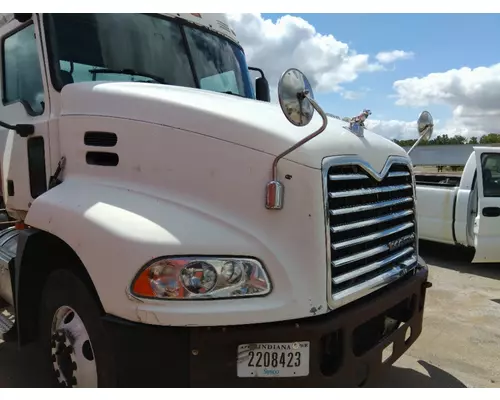 MACK CXU613 HOOD