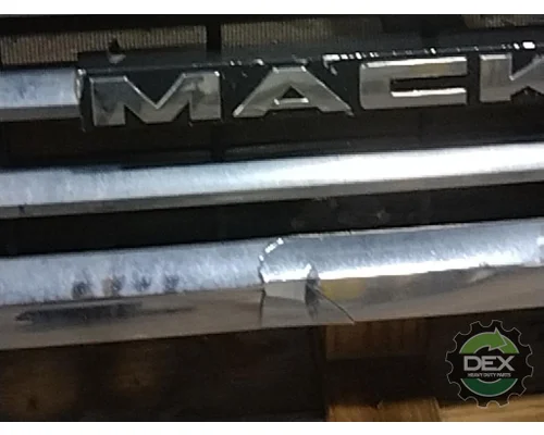 MACK CXU613 Hood