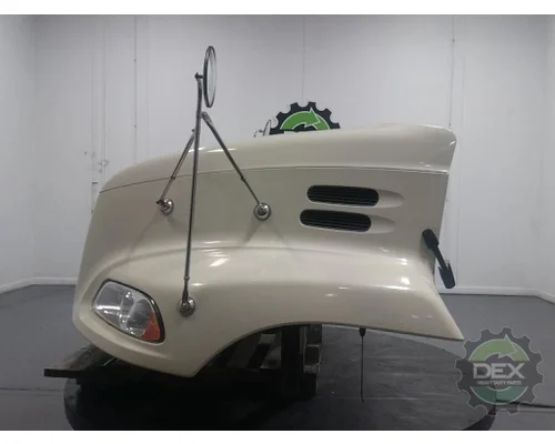 MACK CXU613 Hood
