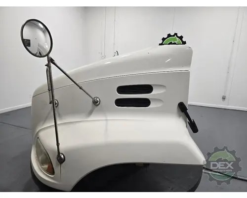 MACK CXU613 Hood