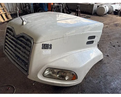 MACK CXU613 Hood