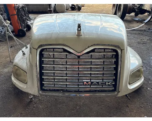 MACK CXU613 Hood