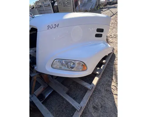 MACK CXU613 Hood