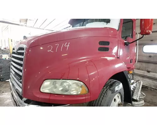 MACK CXU613 Hood