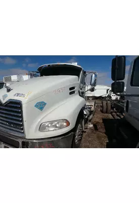 MACK CXU613 Hood