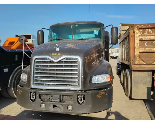 MACK CXU613 Hood