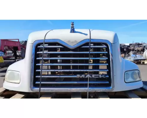 MACK CXU613 Hood