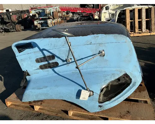 MACK CXU613 Hood