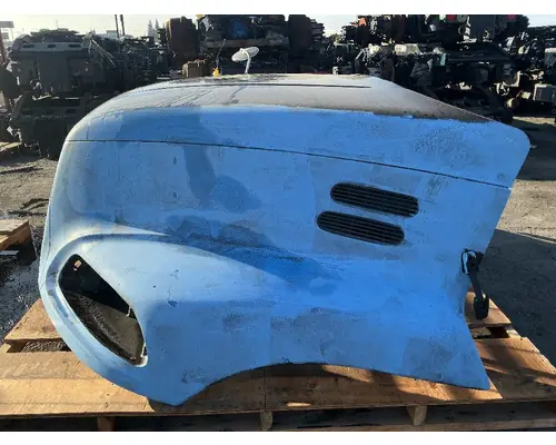 MACK CXU613 Hood