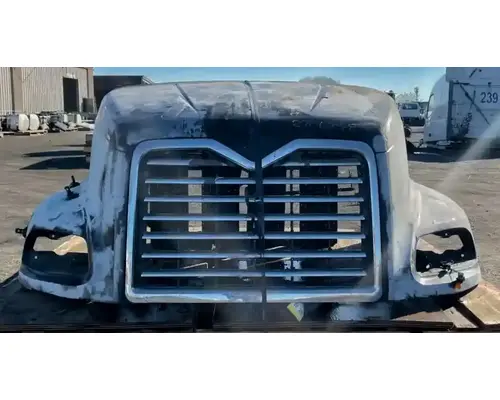 MACK CXU613 Hood